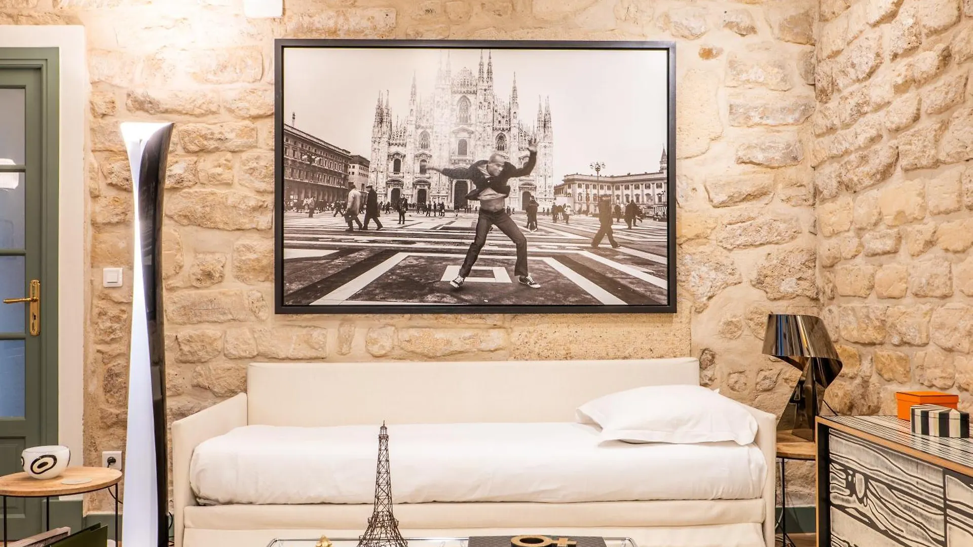 Veeve - A Story In Stone Apartment Paris France